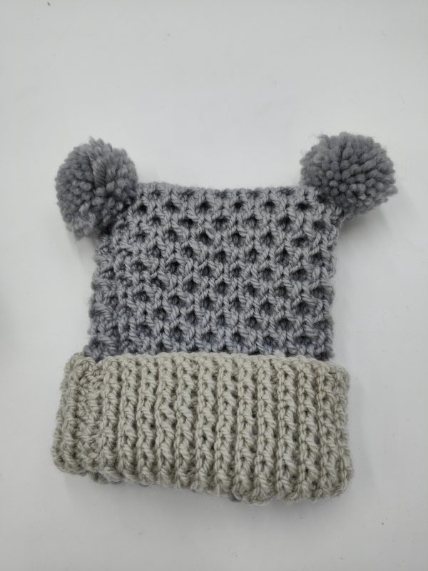 Square pom-pom hat - Image 2
