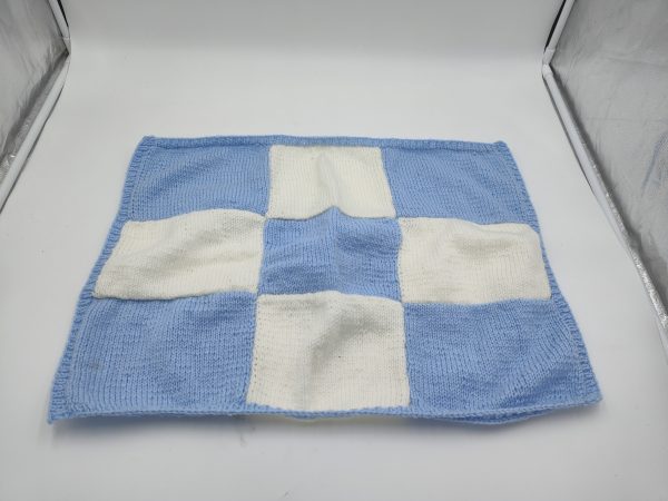 two-coloured blanket - Image 2