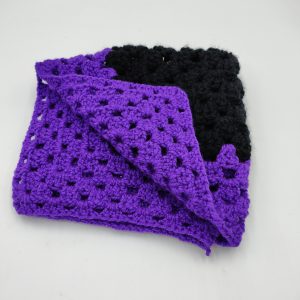 two-tone granny square blanket