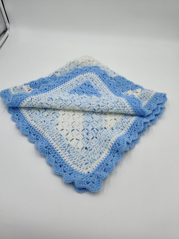 lovely three toned blanket