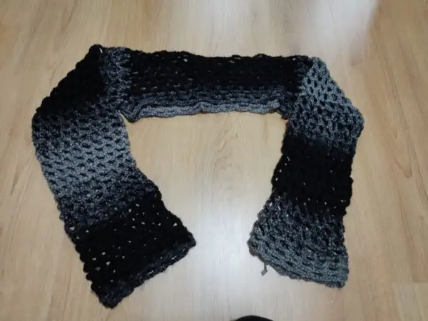 fishnet sleeves shrug - Image 7