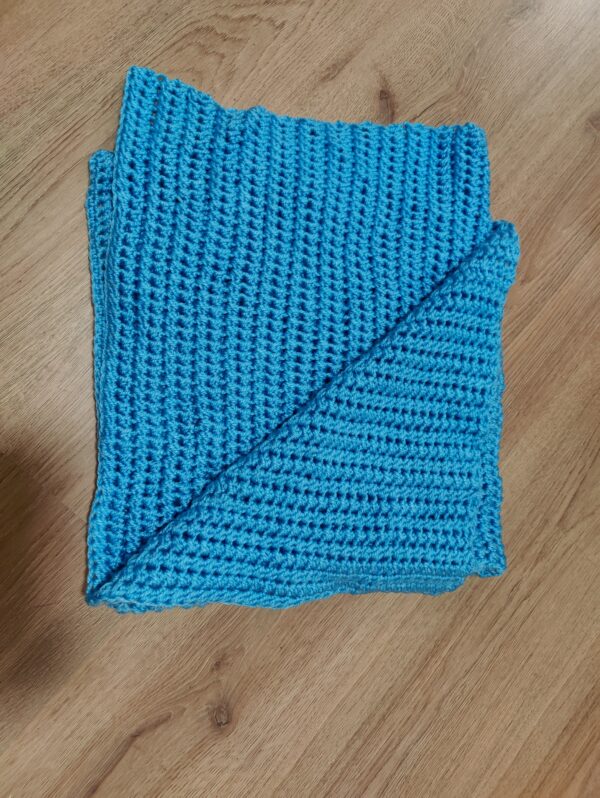 solid coloured blanket